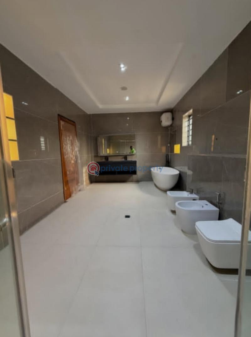 7 bedroom Detached Duplex For Sale Ikeja GRA Lagos - 3