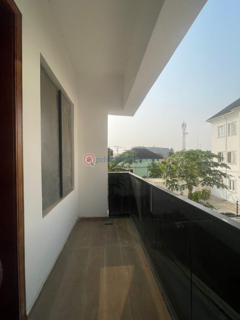 7 bedroom Detached Duplex For Sale Ikeja GRA Lagos - 11