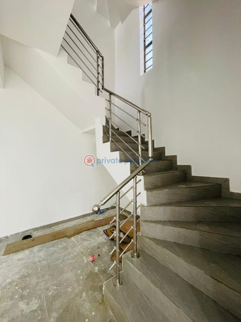 7 bedroom Detached Duplex For Sale Magodo GRA Phase 2 Kosofe/Ikosi Lagos - 5