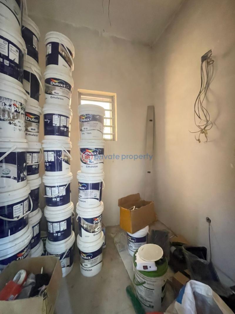 7 bedroom Detached Duplex For Sale Ikeja GRA Lagos - 3