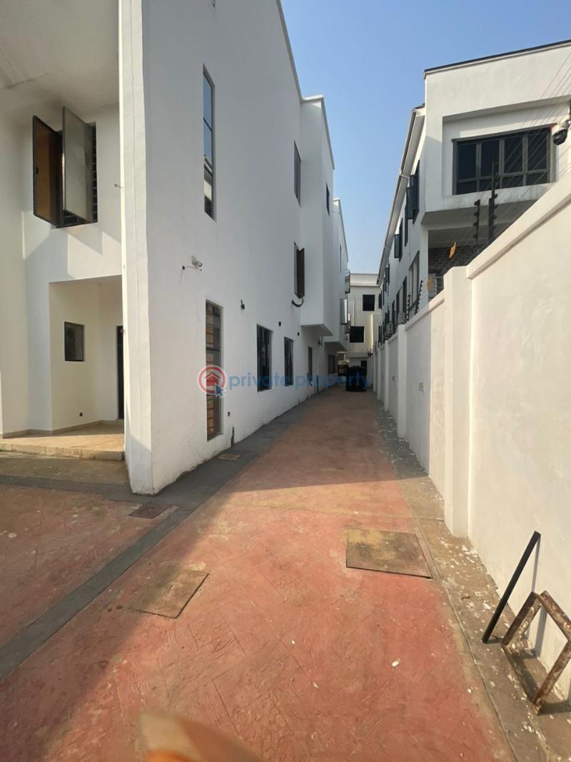 7 bedroom Detached Duplex For Sale Ikeja GRA Lagos - 25