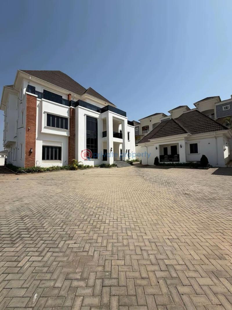 7 bedroom Detached Duplex For Sale Guzape Main Guzape Abuja Phase 1  - 0