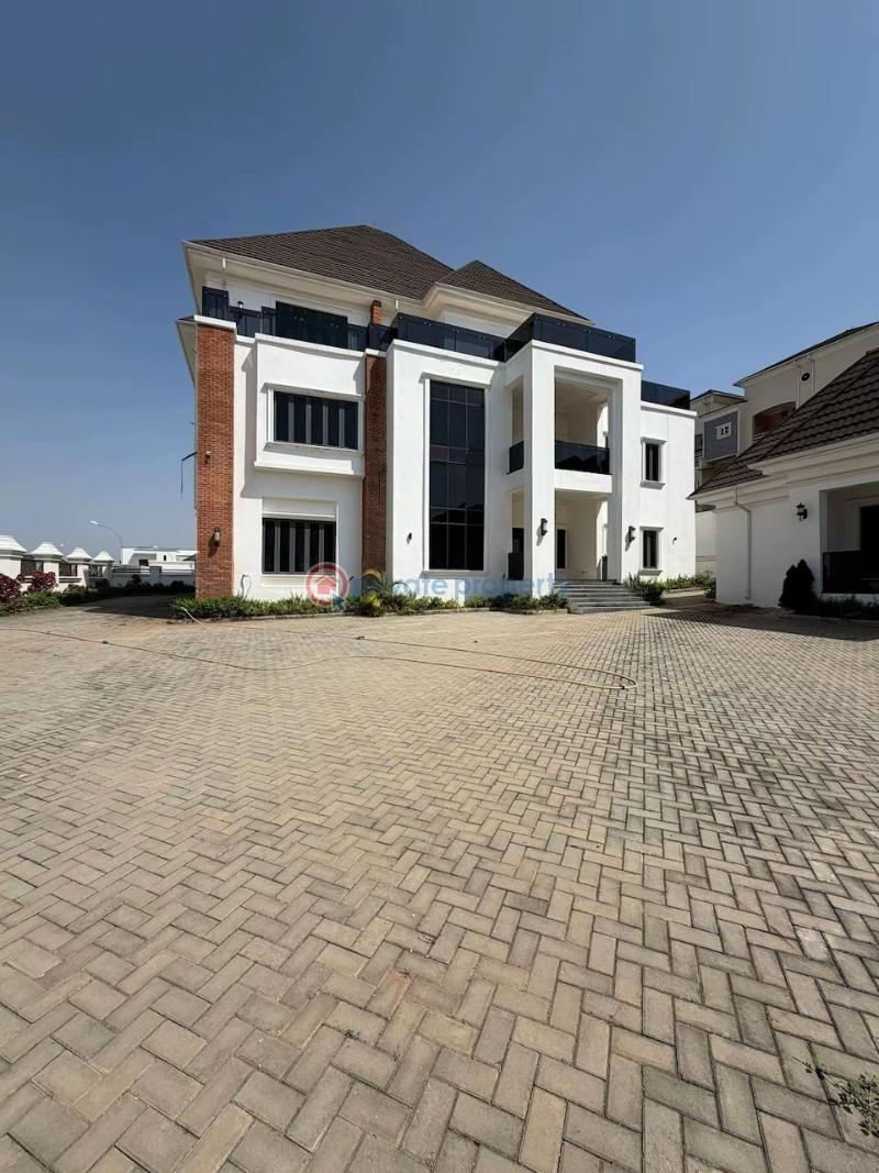 7 bedroom Detached Duplex For Sale Guzape Main Guzape Abuja Phase 1  - 1