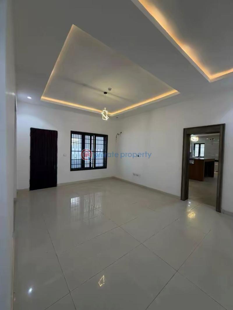 7 bedroom Detached Duplex For Sale Guzape Main Guzape Abuja Phase 1  - 9