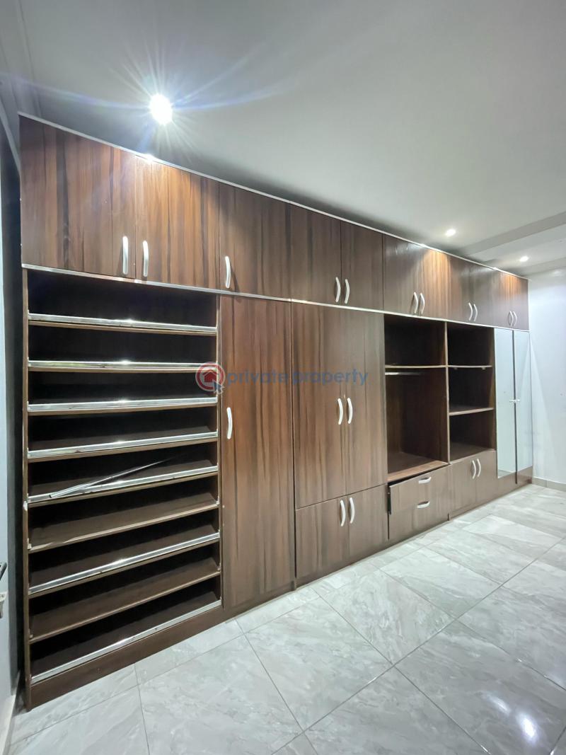 7 bedroom fully detached duplex with swimming pool, cinema, gym, bq and a rooftop - 10 7 bedroom Detached Duplex For Sale Osapa London Lekki Lagos - 10