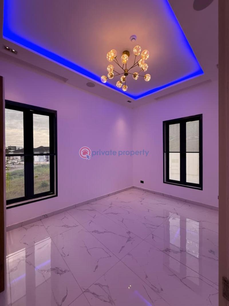 7 bedroom Detached Duplex For Sale Pinnock Estate Chevron Drive Lekki Lagos - 8