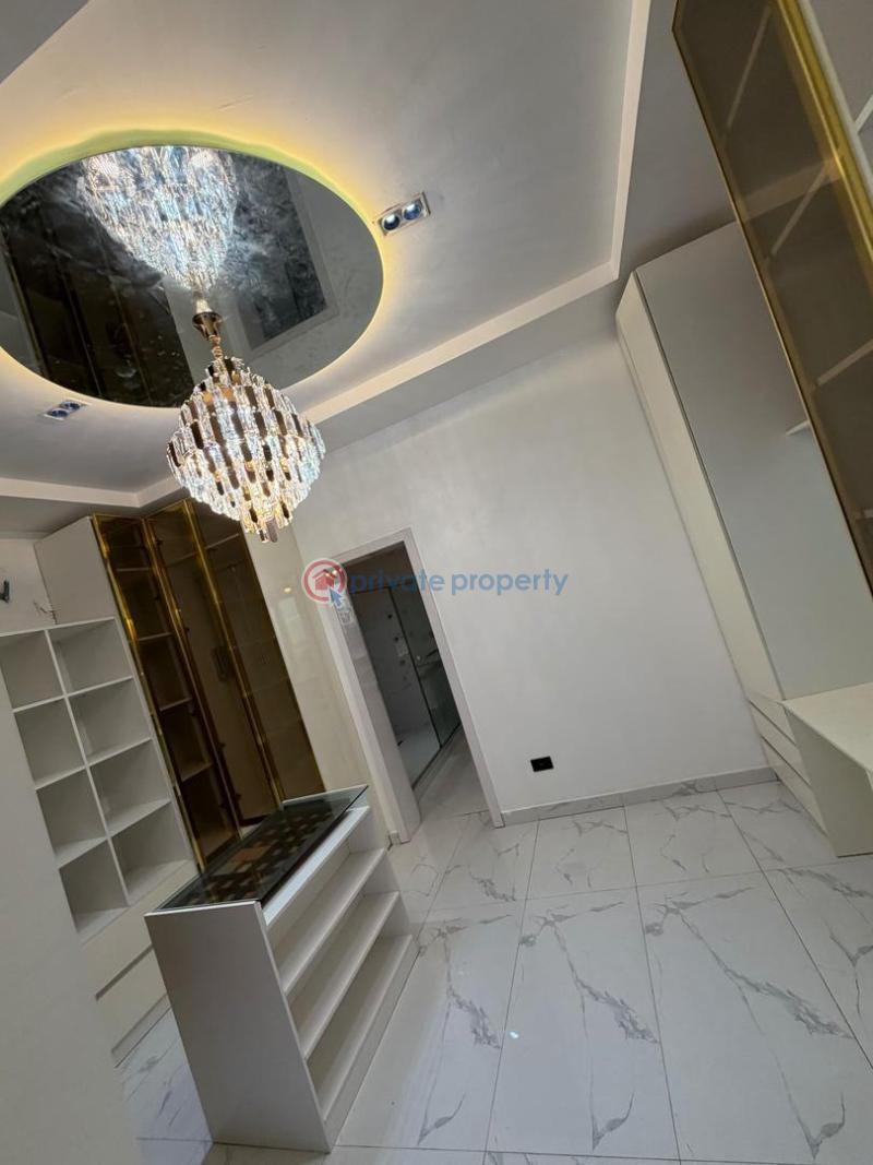 7 bedroom Detached Duplex For Sale Osapa Lekki Lagos - 4