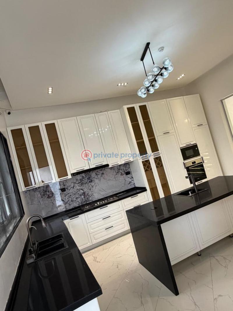 7 bedroom Detached Duplex For Sale Osapa Lekki Lagos - 3