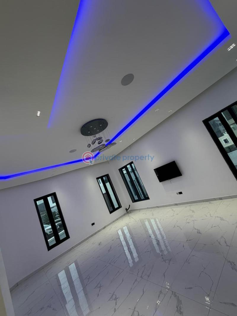 7 bedroom Detached Duplex For Sale Osapa Lekki Lagos - 1