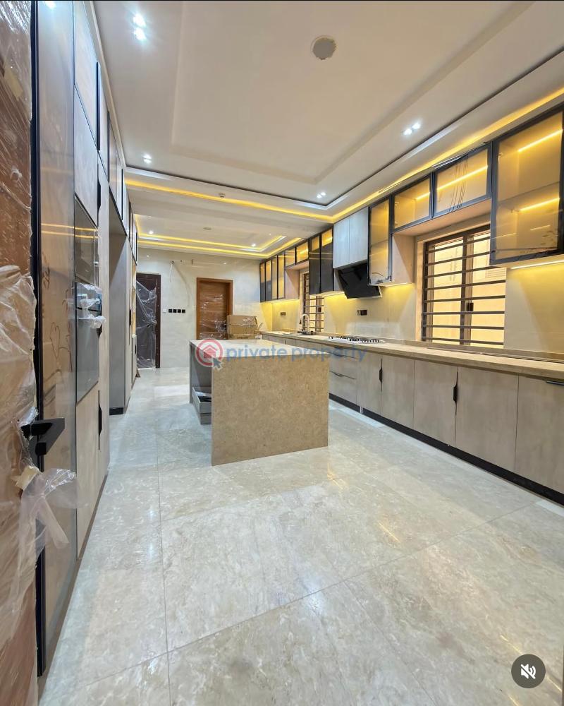7 bedroom Detached Duplex For Sale Ikeja GRA Lagos - 11