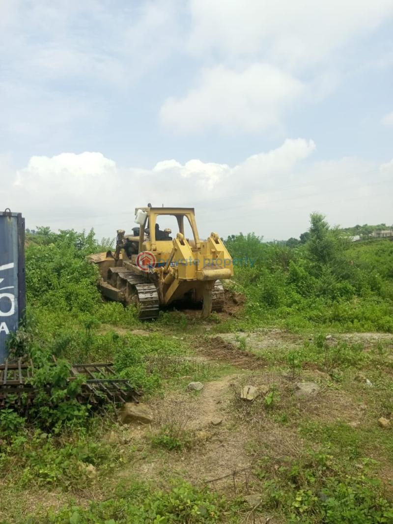 7 bedroom Detached Duplex For Sale Guzape Abuja Phase 1  - 3