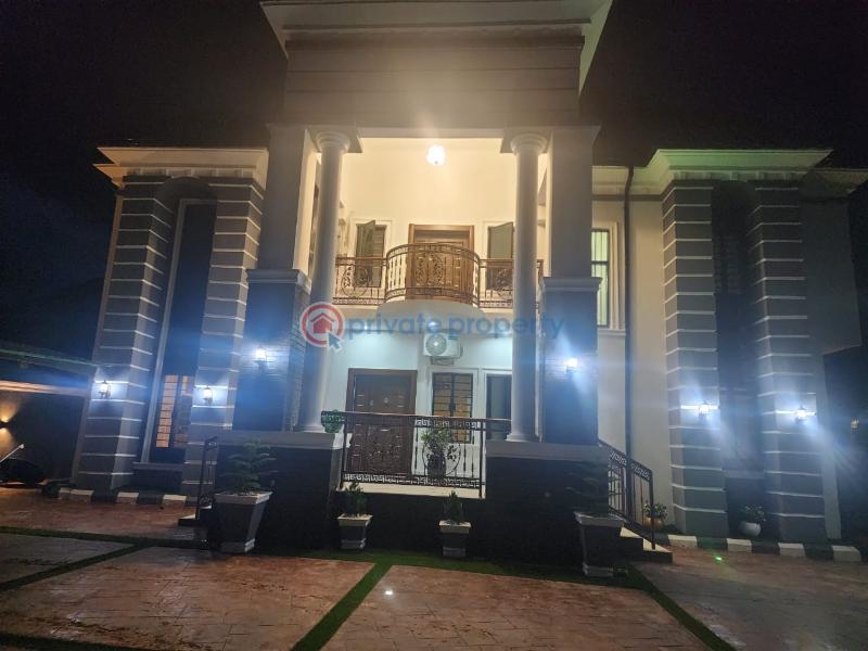 7 bedroom Duplex For Sale Eneme Enugu Area  - 4