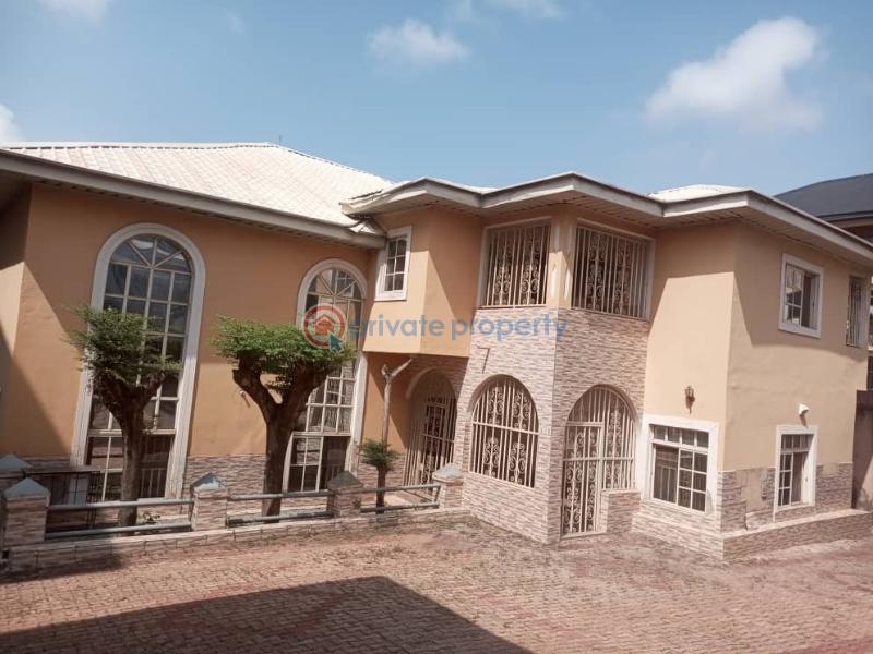 7 bedroom Detached Duplex For Sale New Haven Enugu Area  - 1