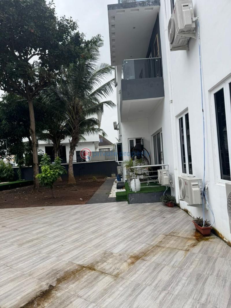 7 bedroom Duplex For Sale Pinnock Beach Estate Osapa Lekki Lagos - 6