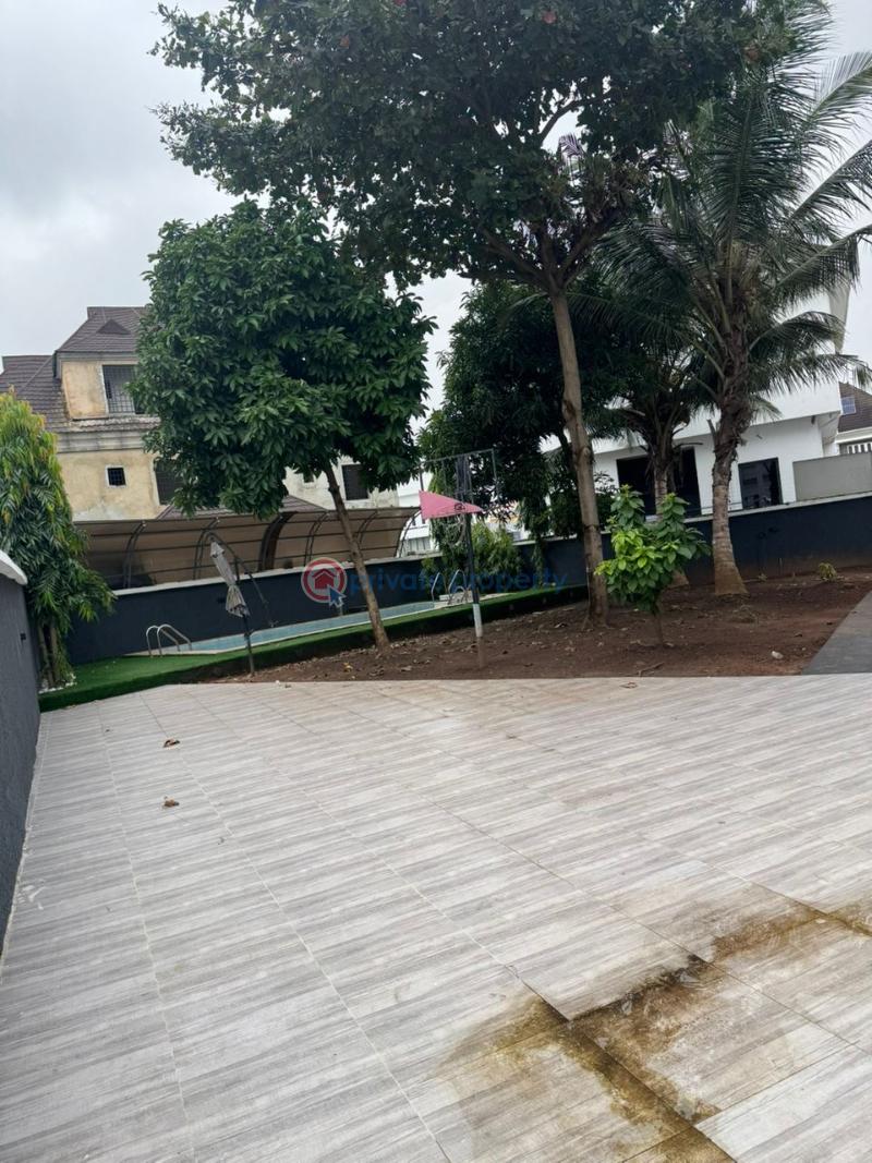 7 bedroom Duplex For Sale Pinnock Beach Estate Osapa Lekki Lagos - 4