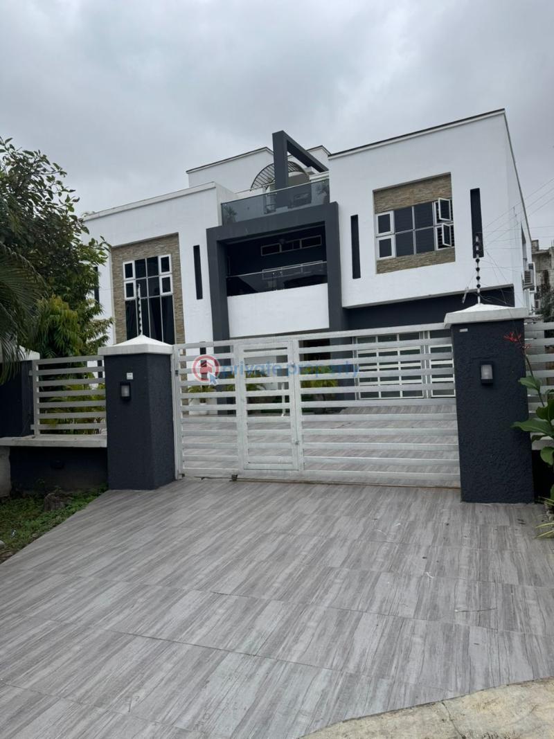 7 bedroom Duplex For Sale Pinnock Beach Estate Osapa Lekki Lagos - 1