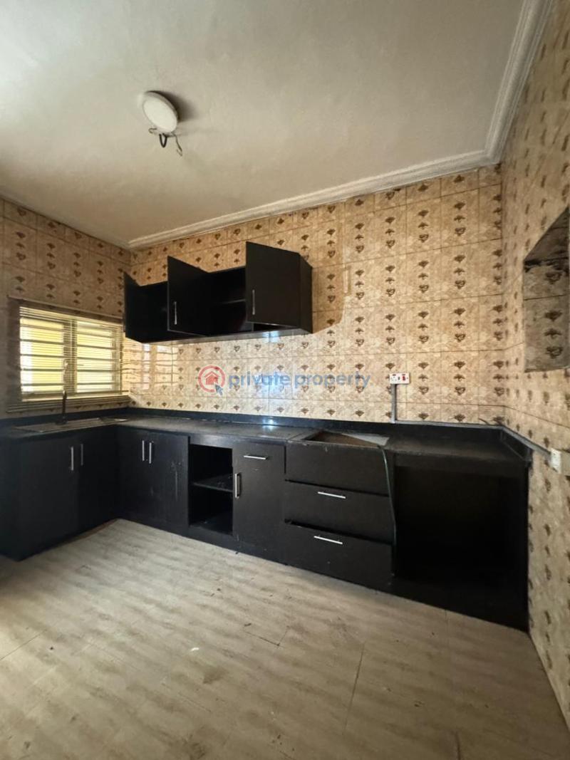Block Of Flats For Rent Lekki Phase 1 Lagos - 5