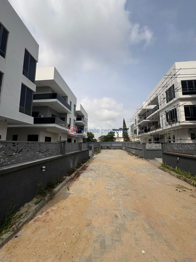 6 bedroom Detached Duplex For Sale Ikoyi Lagos - 0