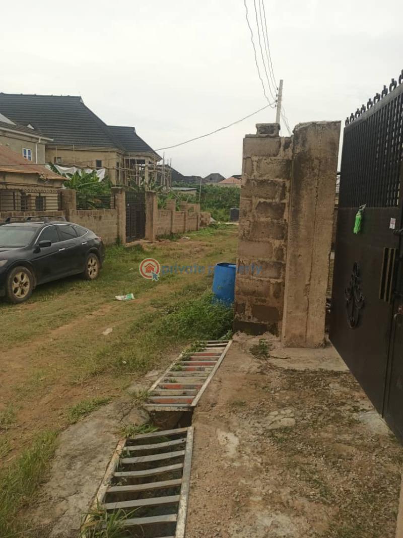 For sale 4 bedroom Detached Bungalow Promised Land Elebu Oluyole