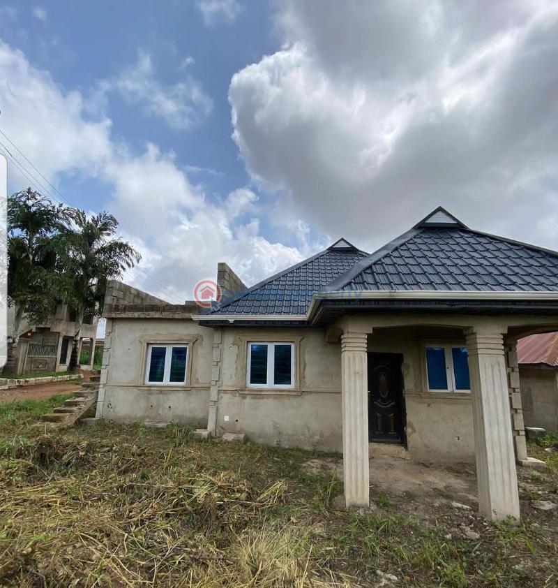 4 bedroom Bungalow For Sale Kamta Housing Estate. Abeokuta Ogun - 8