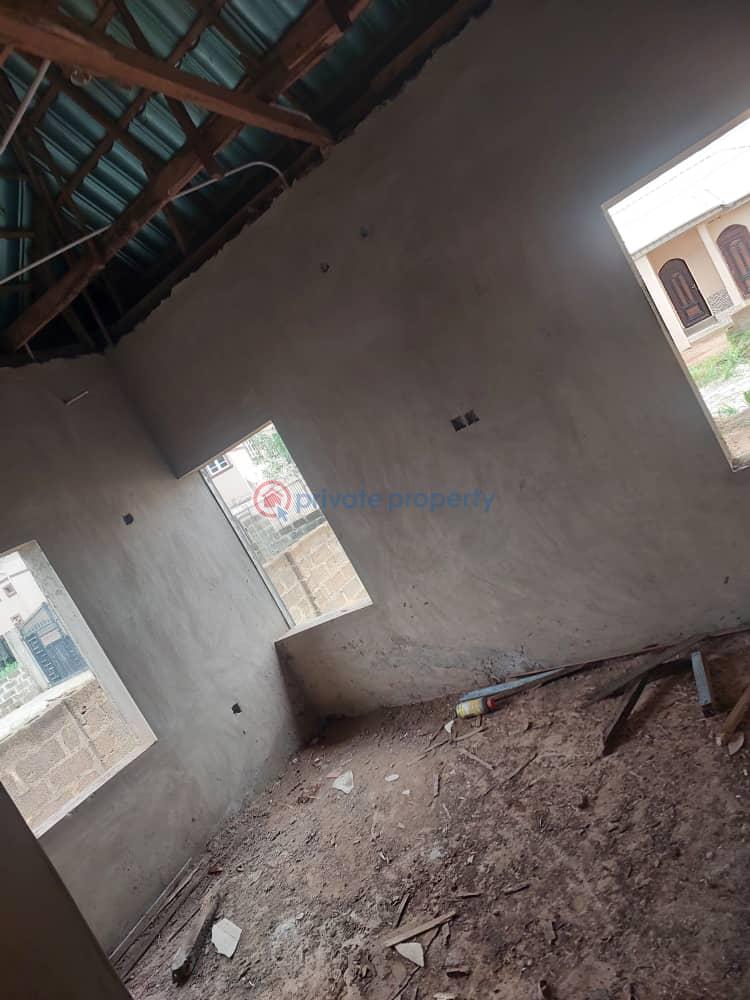 4 bedroom Detached Bungalow For Sale Laderin Estate Agunrete Ikereku. Oke Mosan Abeokuta Ogun - 9