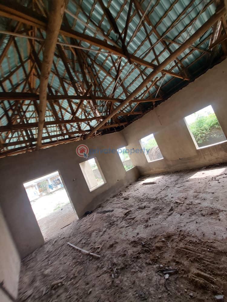 4 bedroom Detached Bungalow For Sale Laderin Estate Agunrete Ikereku. Oke Mosan Abeokuta Ogun - 6