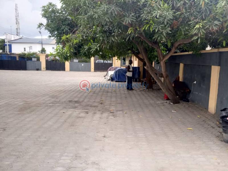 741sqm prime piece of land - 1 Mixed use Land For Sale Toyan Street Obalende Lagos Island  - 1
