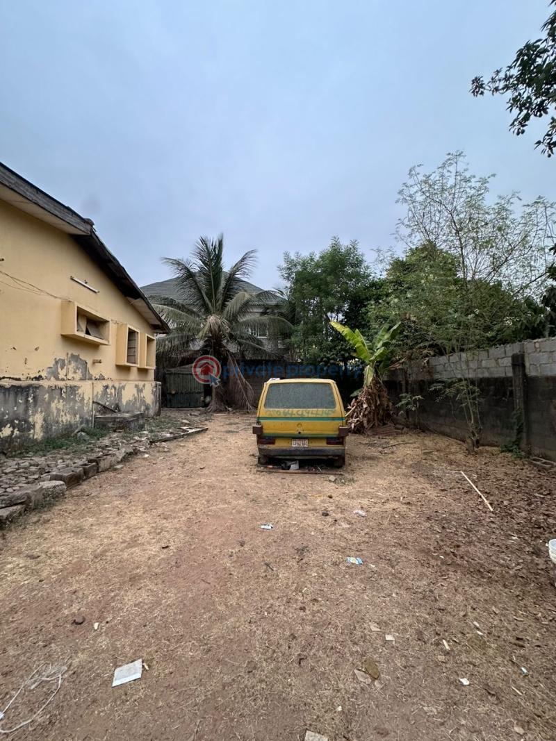 House For Sale Wuse Zone 3 Zone 1-7 Abuja Phase 1  - 1