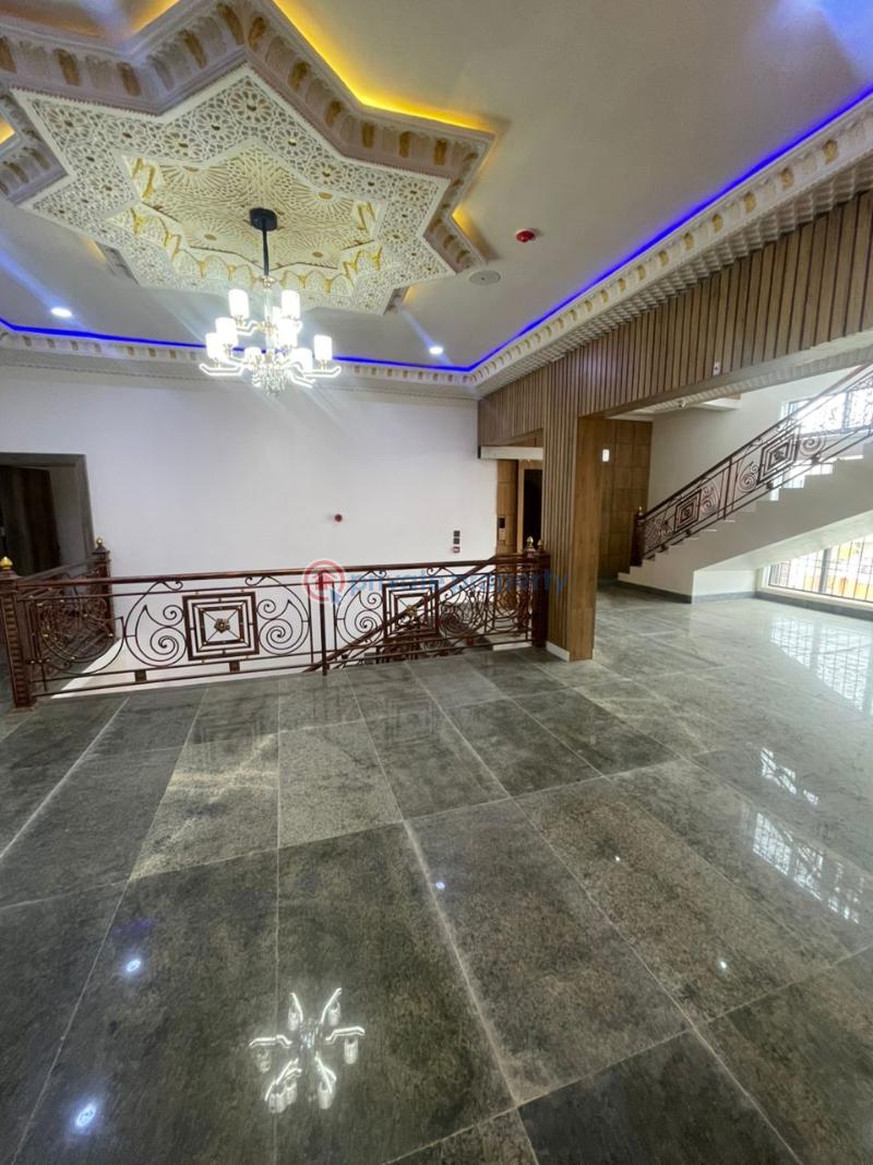 7 bedroom Detached Duplex For Sale Guzape Abuja Phase 1  - 1