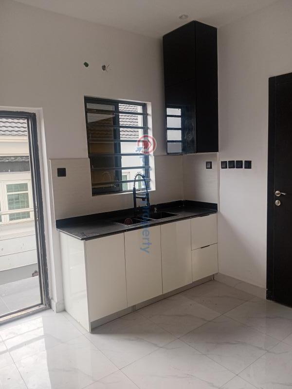 2 bedroom Block Of Flats For Sale Lekki Phase 1 Lagos - 7