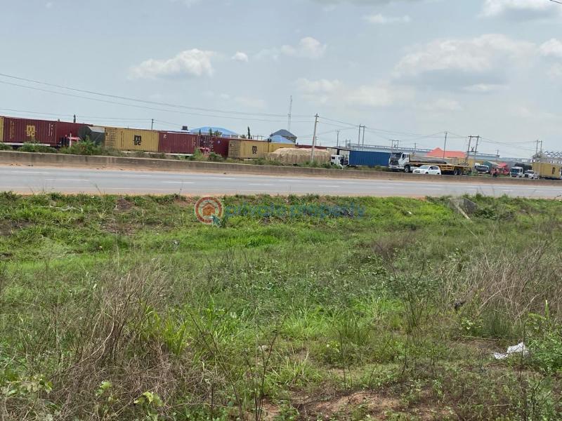 Industrial Land For Sale Mowe Ogun area  - 0