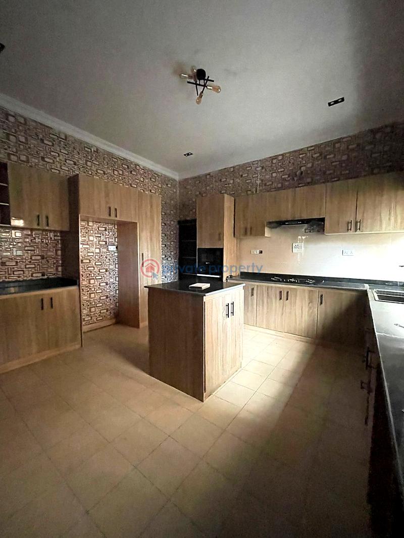 8 bedroom House For Sale Lekki Lagos - 2