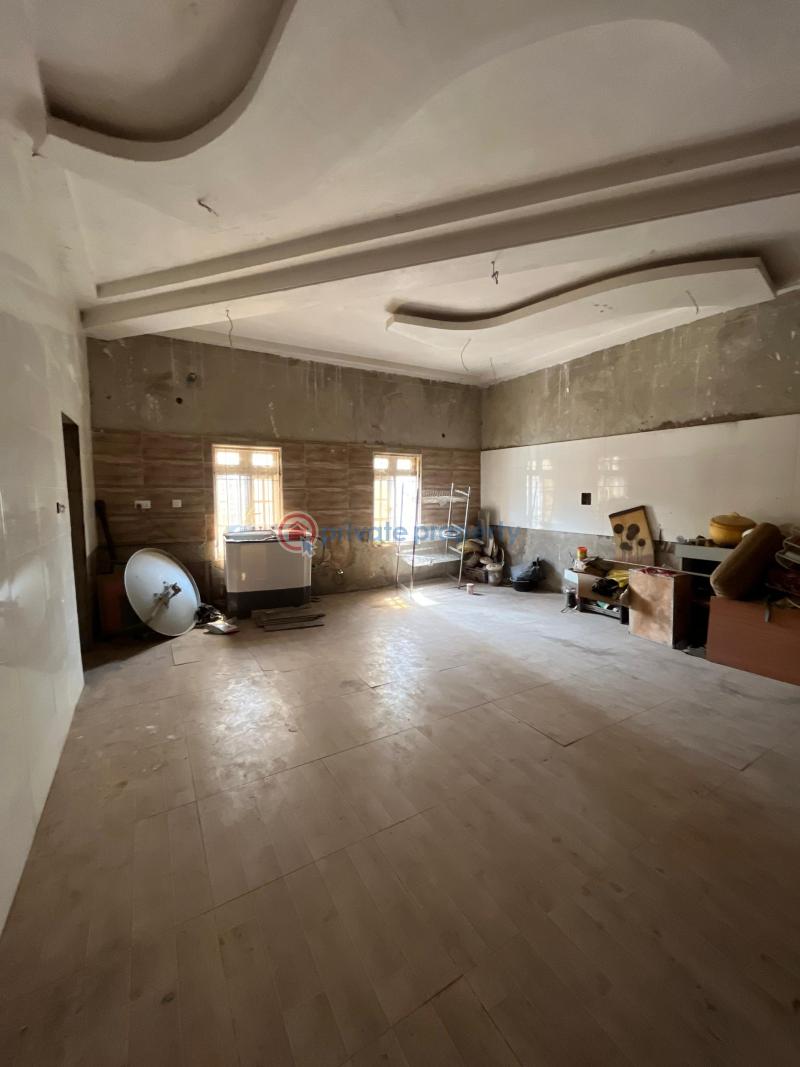 8 bedroom Detached Duplex For Sale Kaura Abuja Phase 2  - 4