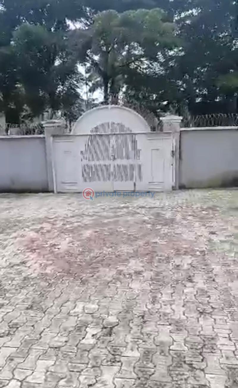 8 bedroom Detached Duplex For Sale Maitama Abuja Phase 1  - 3
