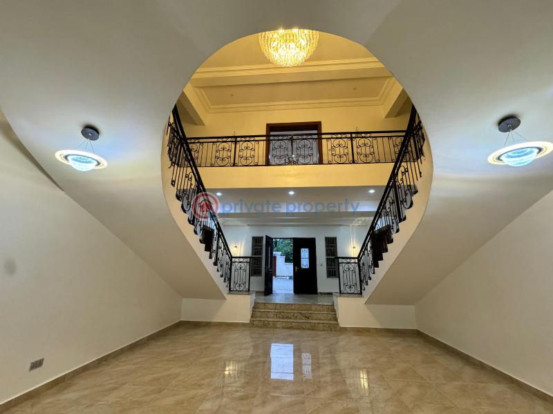 8 bedroom detached duplex with pool - 10 8 bedroom Detached Duplex For Sale Maitama Abuja Phase 1  - 10