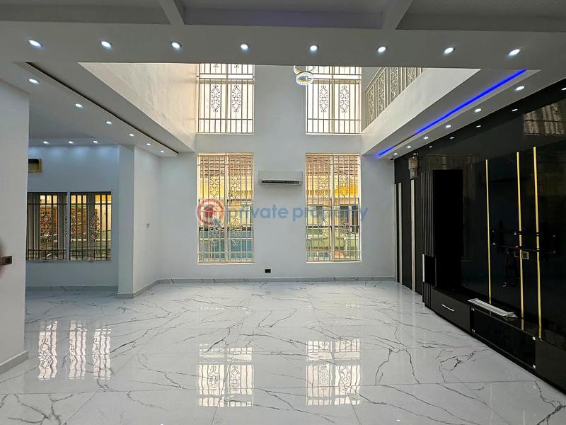 8 bedroom Flat & Apartment For Sale Lekki Lagos - 4