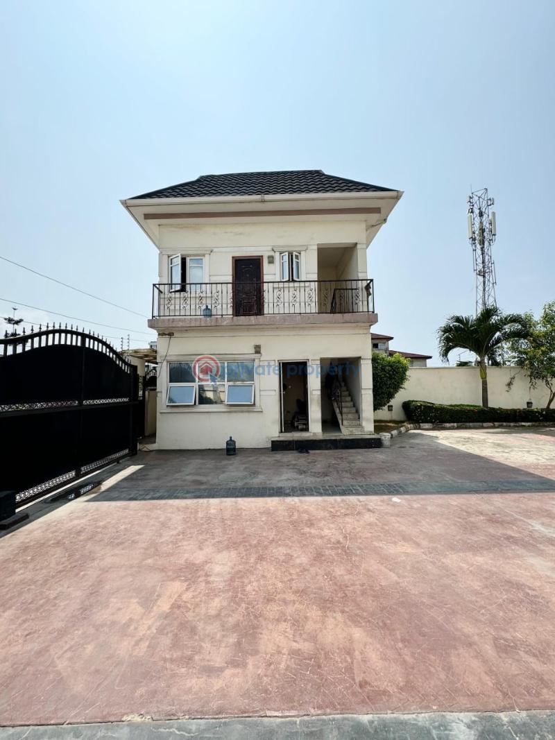 8 bedroom Detached Duplex For Sale Lekki Phase 1 Lagos - 16