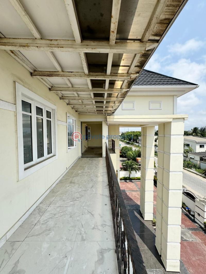 8 bedroom Detached Duplex For Sale Lekki Phase 1 Lagos - 17