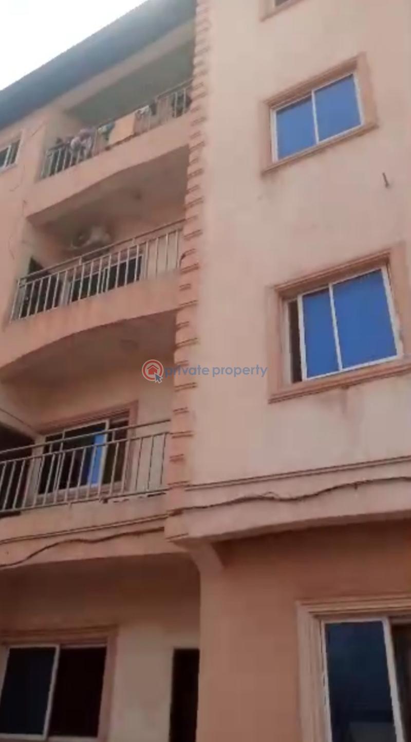 8 flat of 3 bedrooms each distress sale - 2 10 bedroom Townhouse For Sale Behind Redeemed Church By Tanker Park Transekulu Enugu Area  - 2