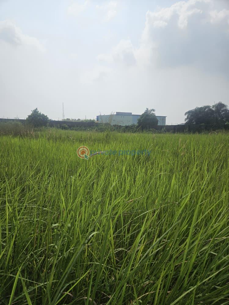 Mixed use Land For Sale Behind Emmy Hotel, Lakowe Golf Lakowe Ajah Lagos - 2