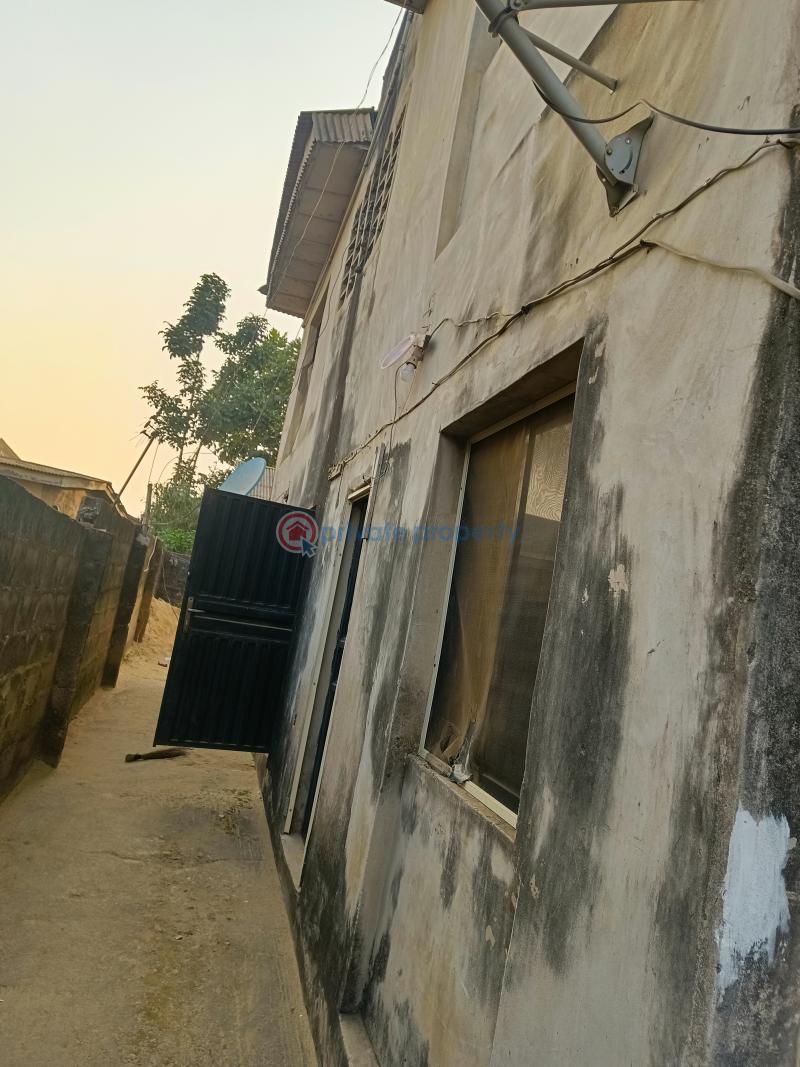 10 bedroom Block Of Flats For Sale After Laspo Tech University Odogunyan Ikorodu Lagos - 5