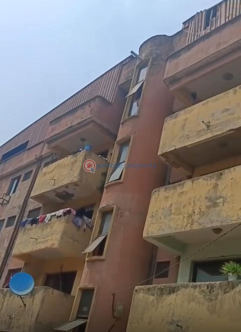 3 bedroom House For Sale Shiro, Fadeyi Yaba Lagos - 0