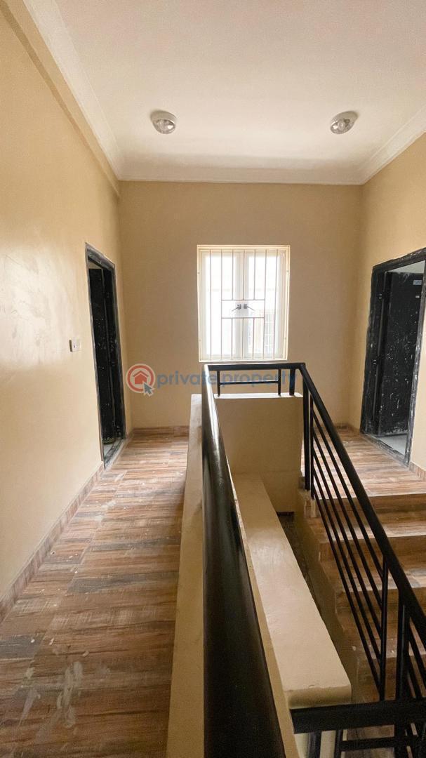 8 units of 3 bedroom apartment, 2 units of 3 bedroom penthouse - 14 Block Of Flats For Sale Lekki Phase 1 Lagos - 14