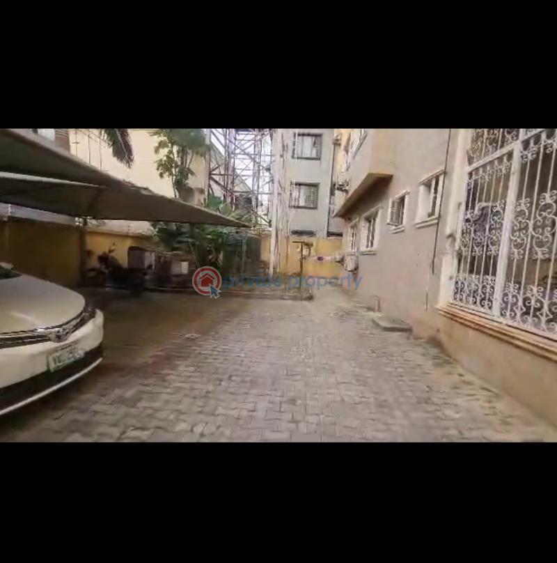 3 bedroom Block Of Flats For Sale Jabi Abuja Phase 2  - 4