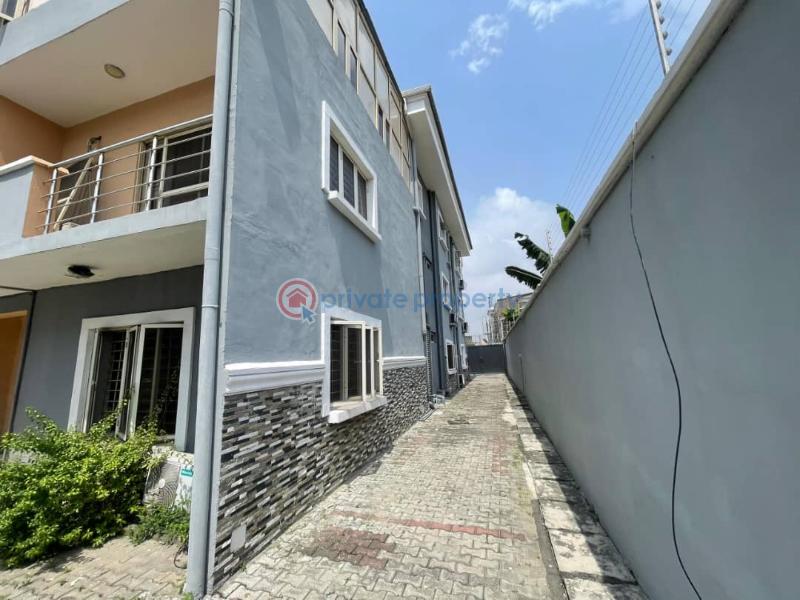 8 units of 3/2 bedroom apartment at lekki right for sale. lekki phase 1 - 6 Block Of Flats For Sale Lekki Right Lekki Phase 1 Lagos - 6