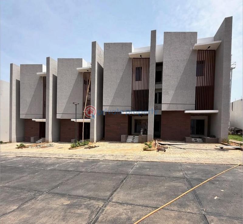 8 units of 4 bedroom terrace duplex with a bq - 3 4 bedroom Terraced Duplex For Sale Guzape District Guzape Abuja Phase 1  - 3