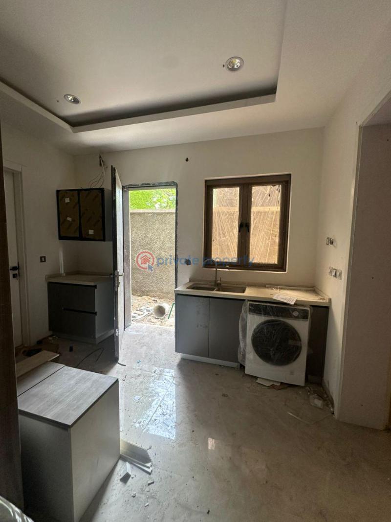 5 bedroom Semi detached Duplex For Sale Banana Island Ikoyi Lagos - 14