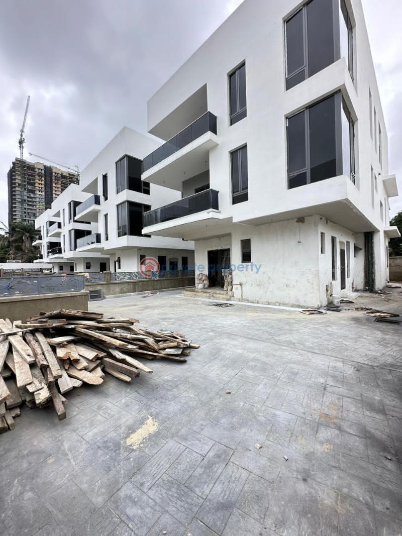 8 units of 6 bedroom detached homes - 11 6 bedroom House For Sale Off Boudillon Ikoyi Lagos - 11