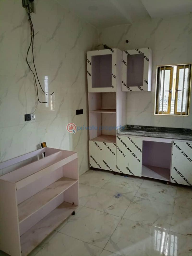 5 bedroom Duplex For Sale Golden Estate Amuwo Odofin Lagos - 3