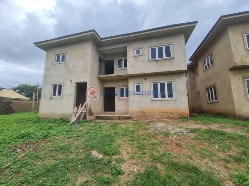 3 bedroom Block Of Flats For Sale Sunrise Estate,emene Enugu Enugu Suburb Enugu Area  - 1